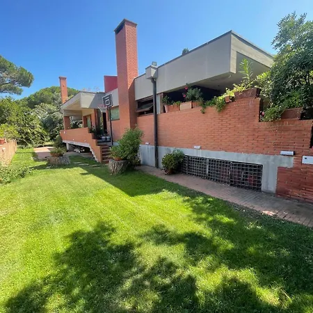 With Pool 150m From The Sea In